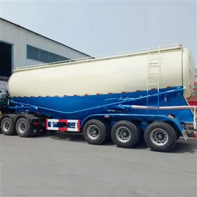 Quais são os itens de conforto na cabine do motorista de um caminhão-tanque d...